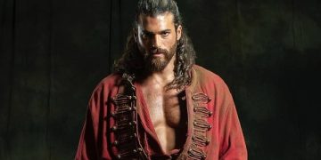 Düzenlenen operasyon sırasında ünlü oyuncu Can Yaman’ın da gözaltına alındığı öne sürüldü.