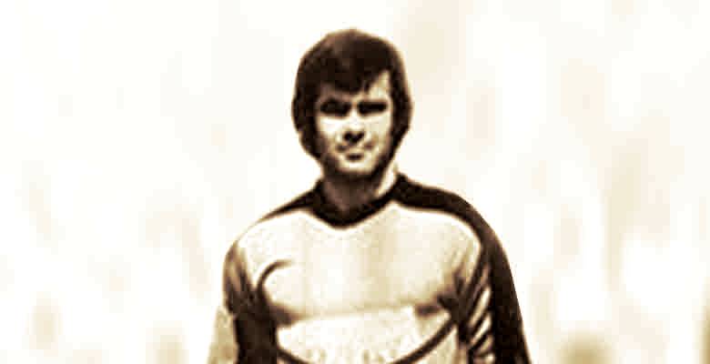 Beren Saat müziğe adım attı: İlk şarkısı “CapitaliZoo” yayımlandı 3 huseyin avni saat