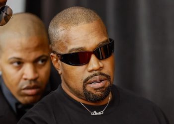 Kanye West, 30 Mayıs’ta Atatürk Olimpiyat Stadı’nda düzenlenecek konserle Avrupa turnesinin ilk durağında İstanbul’da seyirci karşısına çıkacak