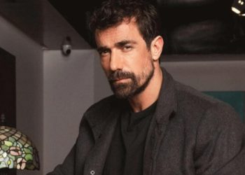 Ünlülere yönelik uyuşturucu soruşturmasında yeni operasyon! 9 isim gözaltında 16 Ünlü isimleri kapsayan uyuşturucu soruşturmasında yeni bir dalga için düğmeye basıldı.