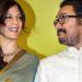 Aamir Khan üçüncü kez evlendi 11 Hint sinemasının ünlü oyuncusu Aamir Khan, iki yılı aşkın süredir birlikte olduğu Gauri Spratt ile Mumbai’deki evinde evlendi.