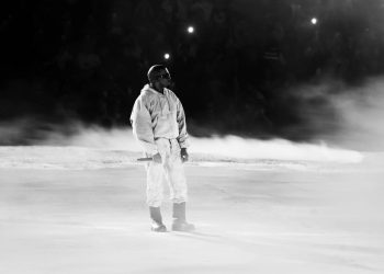 Kanye West, yeni adıyla Ye, kariyerinin Madrid’deki ilk konserini Metropolitano Stadı’nda verdi.