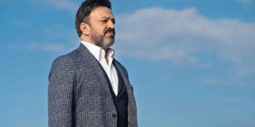 Teşkilat’ın oyuncusu Serhat Mustafa Kılıç evinde ölü bulundu 3 İstanbul Kağıthane’de oyuncu Serhat Mustafa Kılıç, evindeki koltukta hareketsiz halde bulundu.