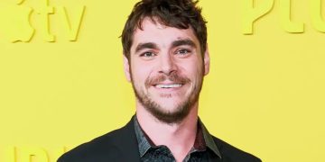 Breaking Bad dizisinde Walter White’ın oğlu Walter “Flynn” White Jr. karakteriyle tanınan ABD’li oyuncu RJ Mitte, 34 yaşında yaşamını yitirdi